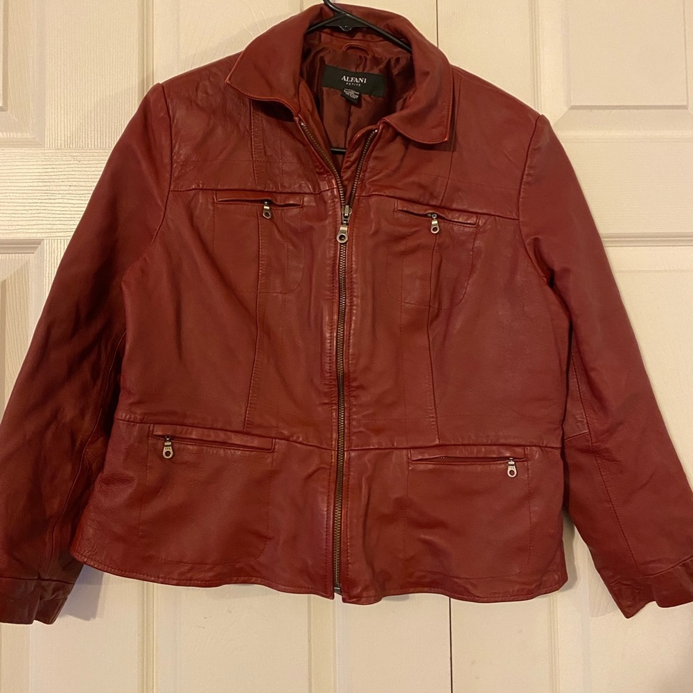 Beautiful leather jacket burgundy larga Alfani